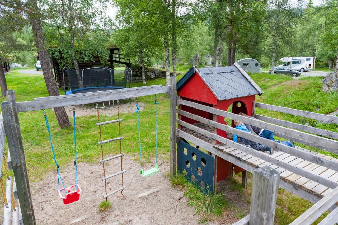 Groven Camping & Hyttegrend Amot  Esterno foto