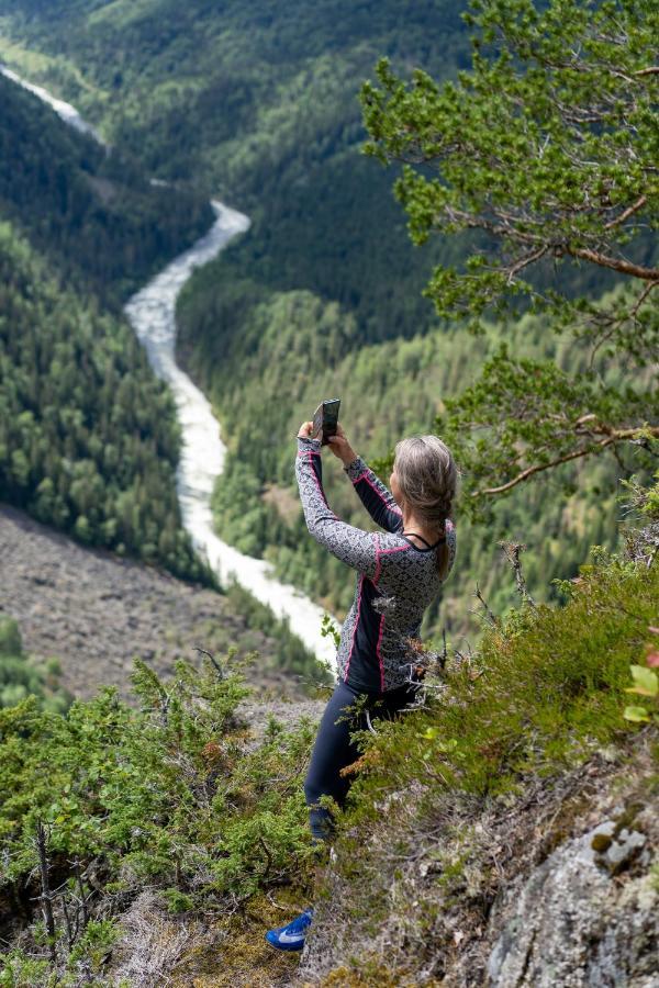 Groven Camping & Hyttegrend Amot  Esterno foto