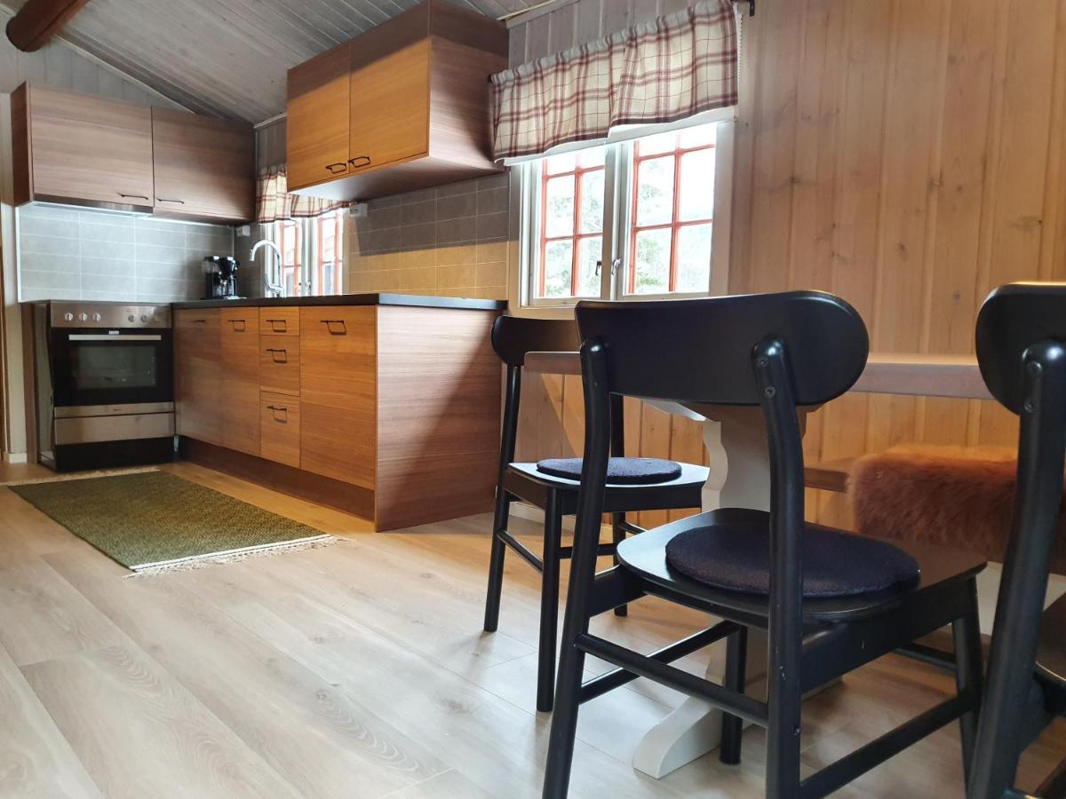 Groven Camping & Hyttegrend Amot  Esterno foto